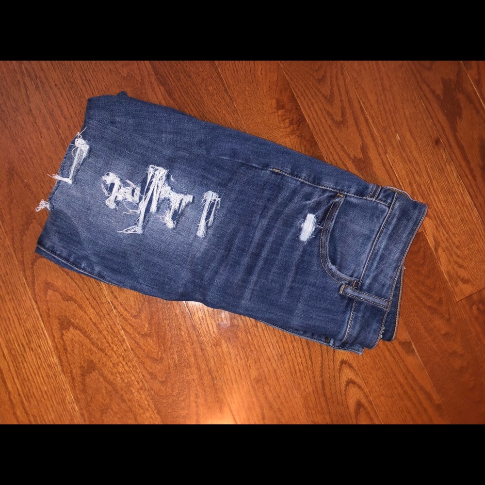 American Eagle Cropped Jeans